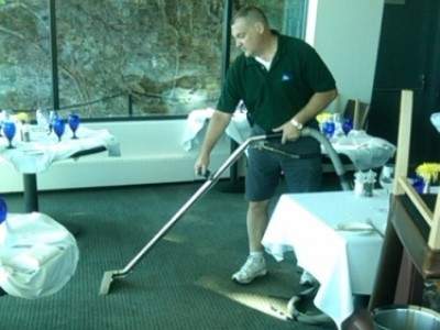 Restaurant Carpet Cleaning Cleveland Ohio 400x300